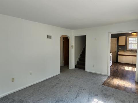 603 Center St, Tecumseh, MI 49286 photo 4