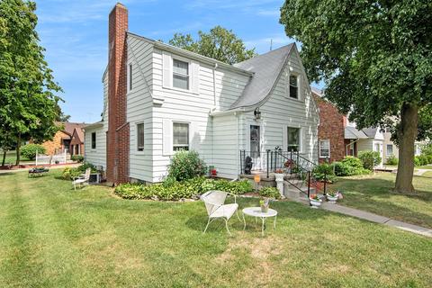 2001 Calumet St, Flint, MI 48503 photo 1