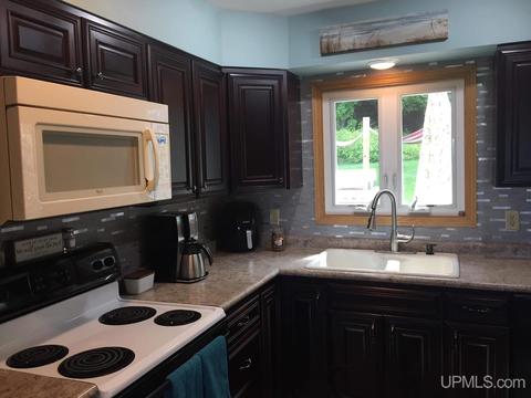 1110 E Munising Ave, Munising, MI 49862 photo 4
