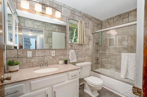 3275 E Monroe Rd, Midland, MI 48642 photo 16