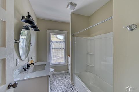 302 E First, Monroe, MI 48161 photo 25