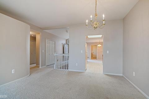 49765 Hidden Vly, Macomb, MI 48044 photo 7