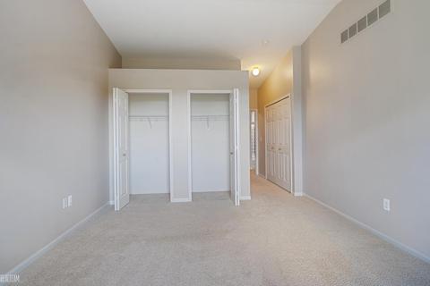 49765 Hidden Vly, Macomb, MI 48044 photo 16