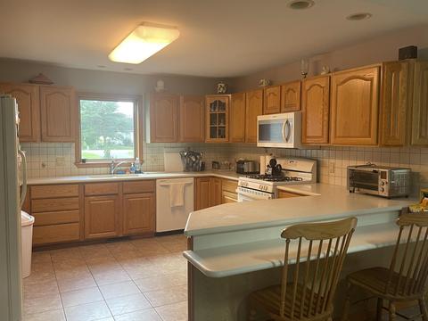 1806 Berkshire, Gladwin, MI 48624 photo 9