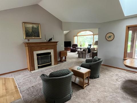 1806 Berkshire, Gladwin, MI 48624 photo 4