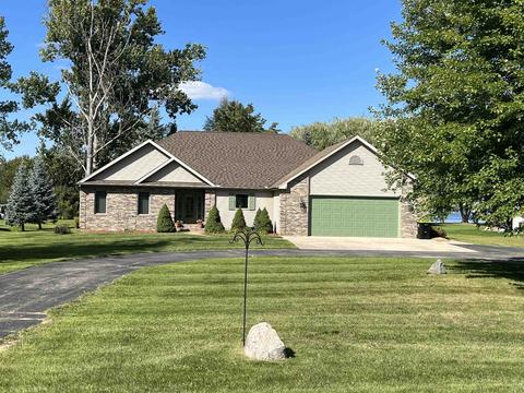 1806 Berkshire, Gladwin, MI 48624 photo 1