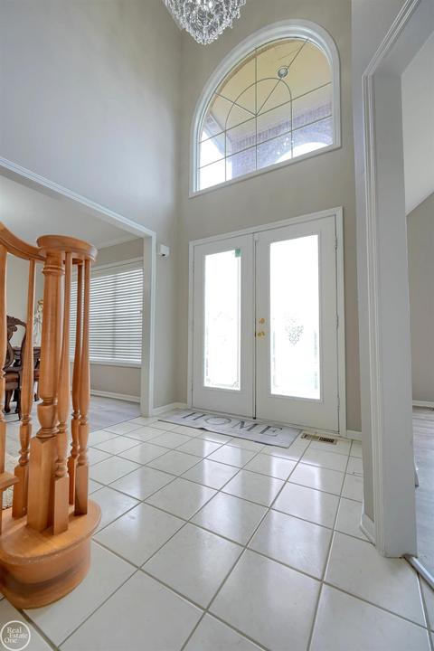 46801 Pine Valley Dr, Macomb, MI 48044 photo 23