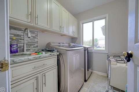 46801 Pine Valley Dr, Macomb, MI 48044 photo 30