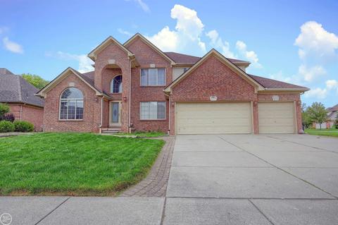 46801 Pine Valley Dr, Macomb, MI 48044 photo 1
