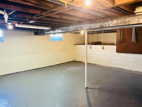 2829 Maple, Port Huron, MI 48060 photo 17