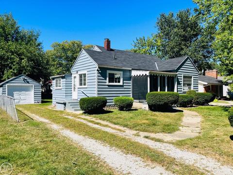 2829 Maple, Port Huron, MI 48060 photo 2