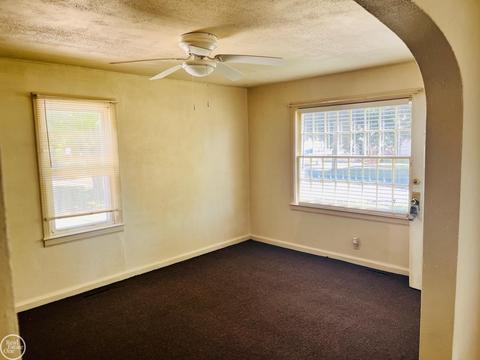 2829 Maple, Port Huron, MI 48060 photo 7