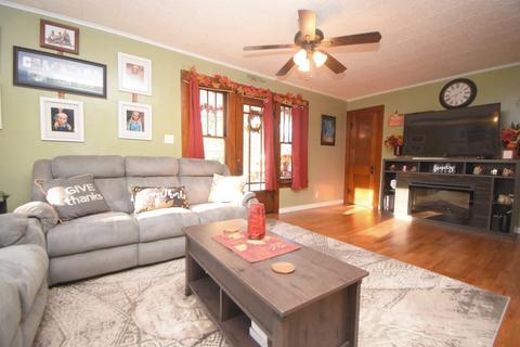 702 Keyte, Owosso, MI 48867 photo 9