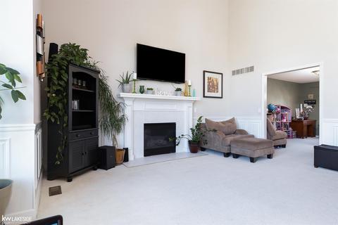 19295 Lamplighter, Macomb, MI 48044 photo 13