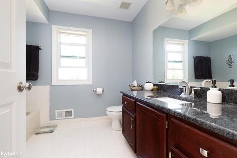 19295 Lamplighter, Macomb, MI 48044 photo 25