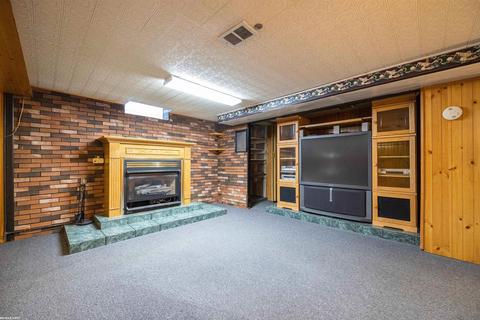 31102 Spring Ct E, Fraser, MI 48026 photo 24