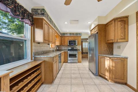 31102 Spring Ct E, Fraser, MI 48026 photo 7
