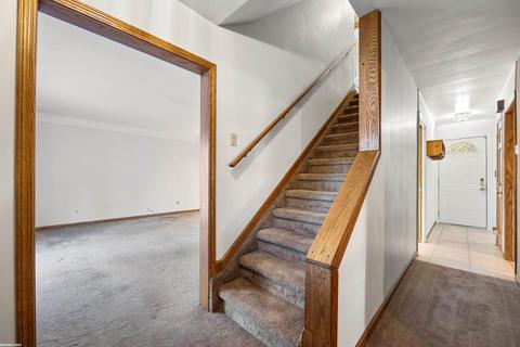 31102 Spring Ct E, Fraser, MI 48026 photo 16