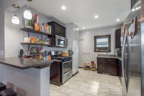 35543 John, Wayne, MI 48184 photo 7