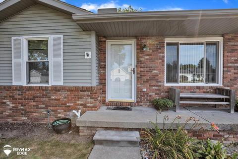 1475 Newcastle Dr, Davison, MI 48423 photo 5