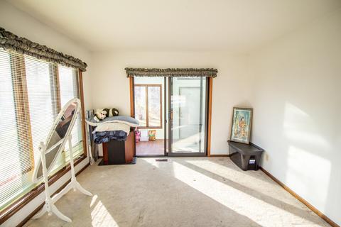 8352 Hidden Creek Dr, Flushing, MI 48433 photo 25
