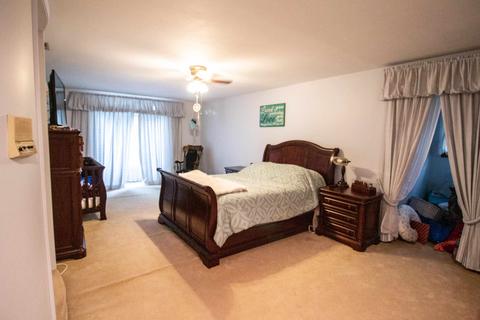 8352 Hidden Creek Dr, Flushing, MI 48433 photo 29