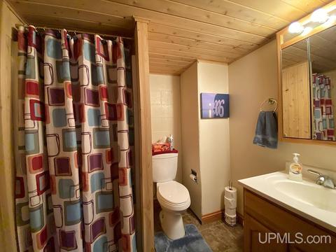 845 Wabash St, Ishpeming, MI 49849 photo 25