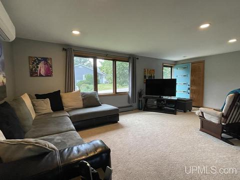 845 Wabash St, Ishpeming, MI 49849 photo 14