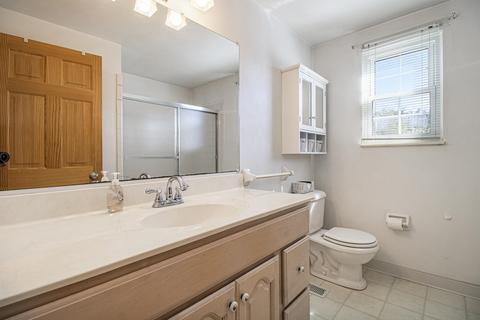 8071 W Carpenter, Flushing, MI 48433 photo 16