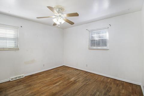 8071 W Carpenter, Flushing, MI 48433 photo 10