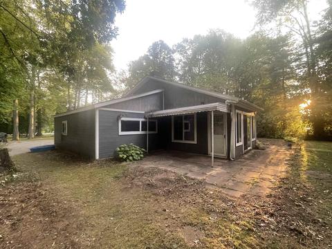 6063 High Rd, Clay, MI 48001 photo 2
