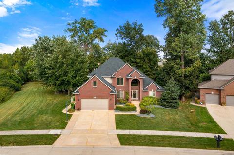 48602 Poplar Dr, Macomb, MI 48044 photo 2
