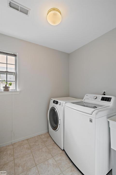 21051 Cooper Dr, Macomb, MI 48044 photo 32