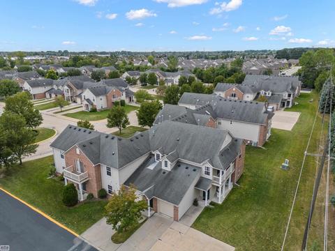 21051 Cooper Dr, Macomb, MI 48044 photo 5