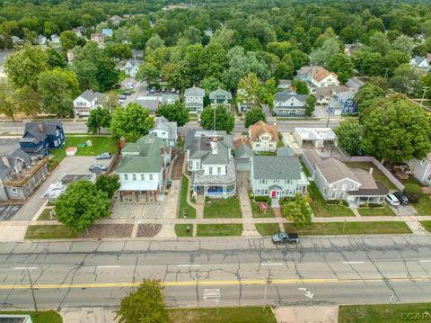 141 E Front St, Adrian, MI 49221 photo 3