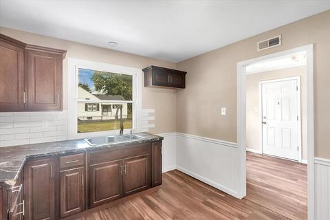 3726 Term, Flint, MI 48506 photo 11