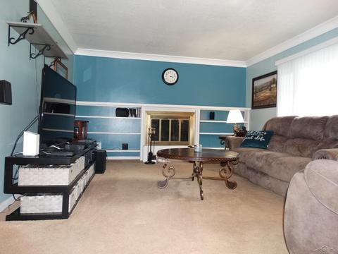 305 Crescent Pl, Flushing, MI 48433 photo 8