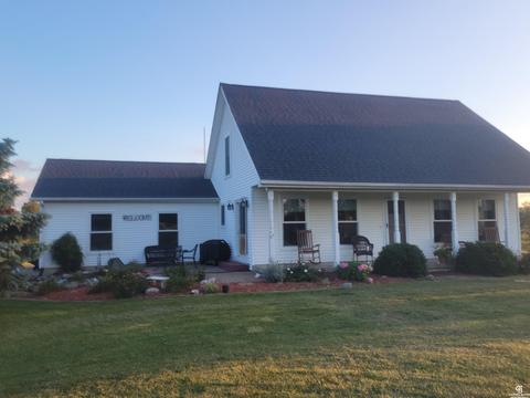 1710 E Cronk Rd, Owosso, MI 48867 photo 1