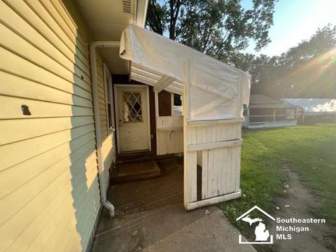 8905 Corl Ct, Temperance, MI 48182 photo 23