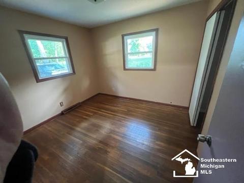 8905 Corl Ct, Temperance, MI 48182 photo 15