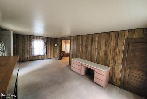 302 Elm, Flushing, MI 48433 photo 8