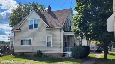 302 Elm, Flushing, MI 48433 photo 3