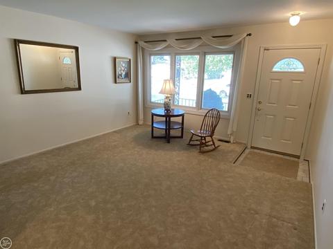 47510 Barbara, Macomb, MI 48044 photo 9