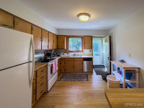 10071 River, Ramsay, MI 49959 photo 4