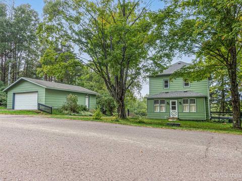 10071 River, Ramsay, MI 49959 photo 2