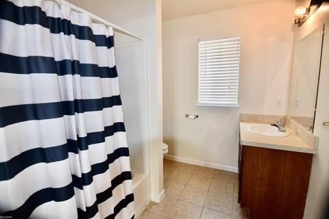 8504 Studebaker, Warren, MI 48089 photo 10