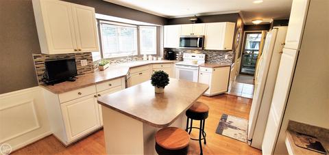 21197 Parkview, Macomb, MI 48044 photo 29