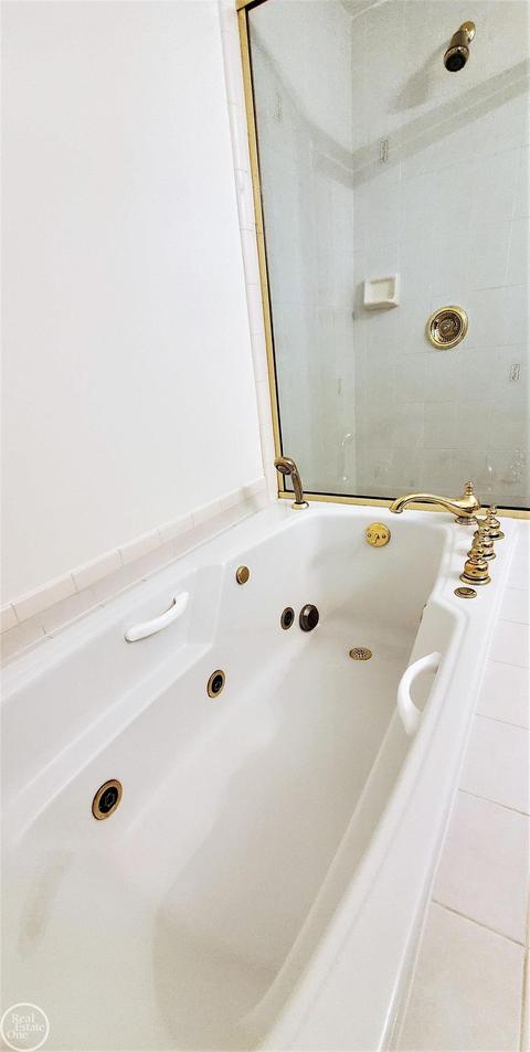 21197 Parkview, Macomb, MI 48044 photo 46