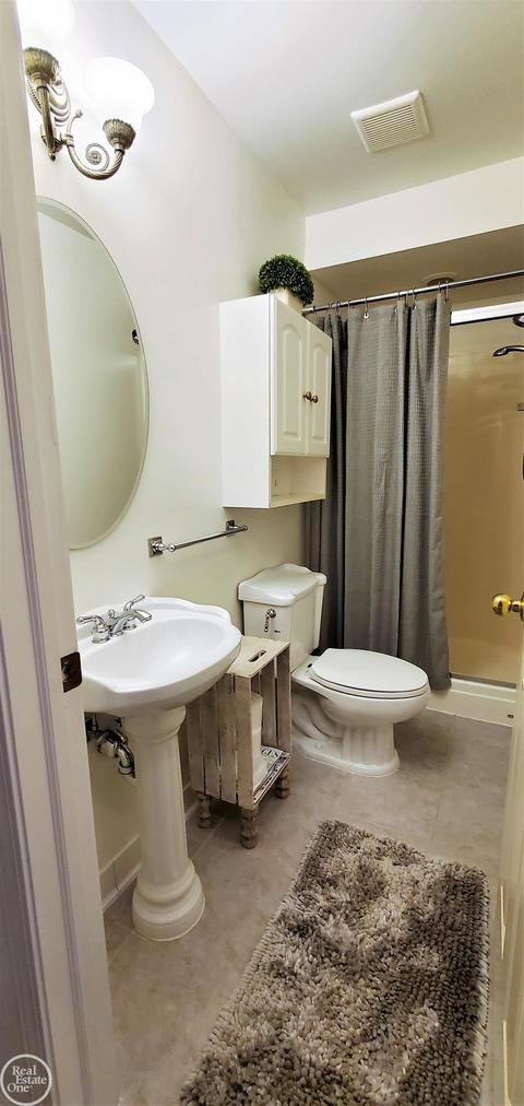 21197 Parkview, Macomb, MI 48044 photo 63