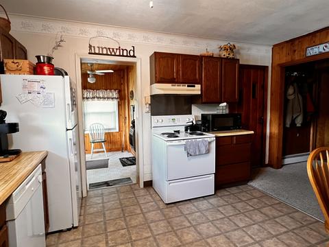 721 Lakeview, Harrison, MI 48625 photo 11